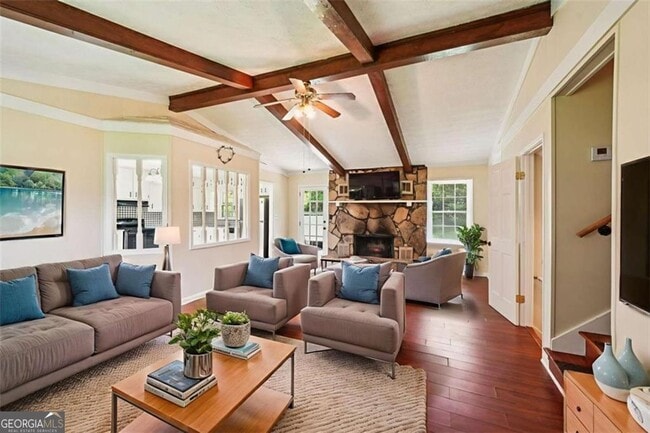 Photo - 498 Cole Dr SW