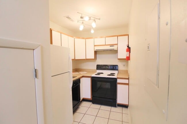 Photo - 1408 Bradley Dr