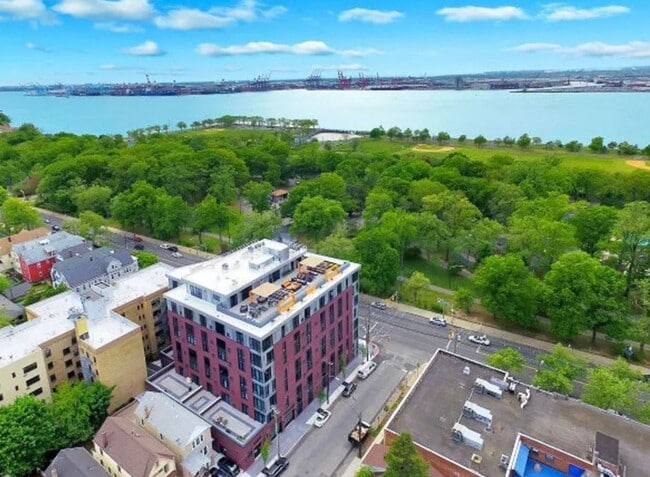 Building Photo - 1040 John F. Kennedy Blvd Unit 703-703 Rental