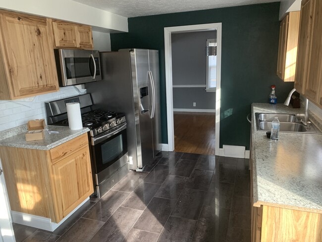 Photo - 2433 Gladwae Dr