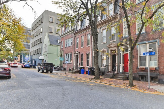 Photo - 119 Locust St Unit SECOND FLOOR