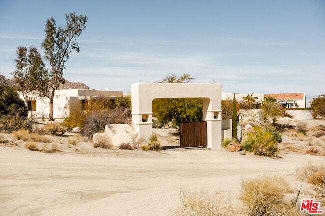 Photo - 57425 Palm Seco Cir