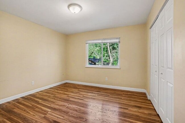 Photo - $150 off move-in when using Rently - $1099- 2 Bedroom Townhome off Westnedge