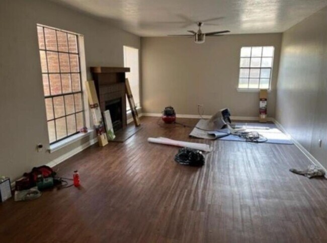 Photo - 2402 Sycamore Ave Condo Unit E1