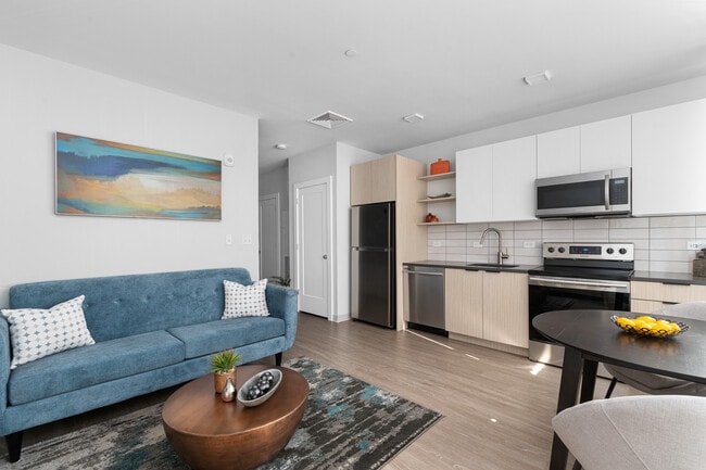 Photo - West End Yards