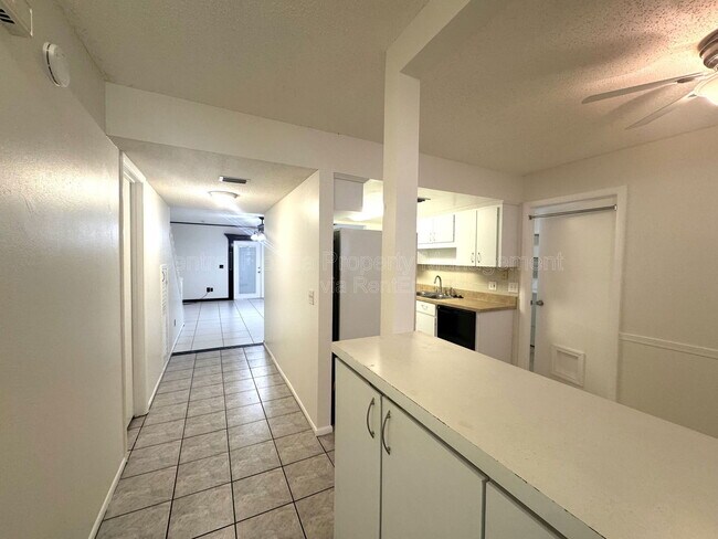 Photo - 4589 Lighthouse Cir