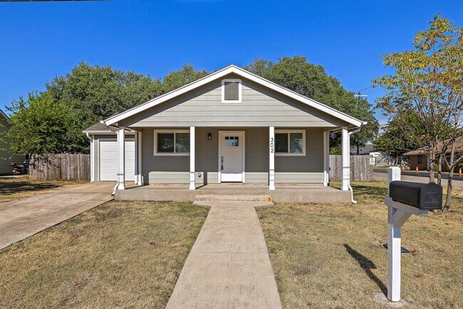 Building Photo - 302 Martin Luther King Jr St Rental