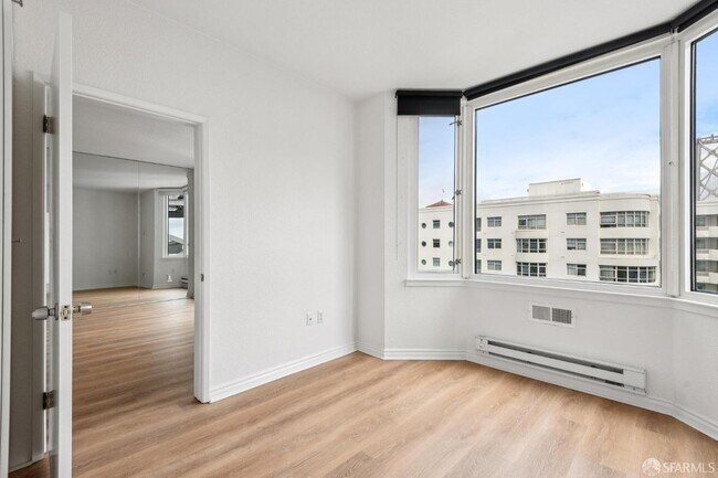 Photo - 201 Harrison St