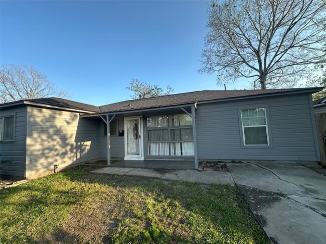 Building Photo - 3826 Botany Ln