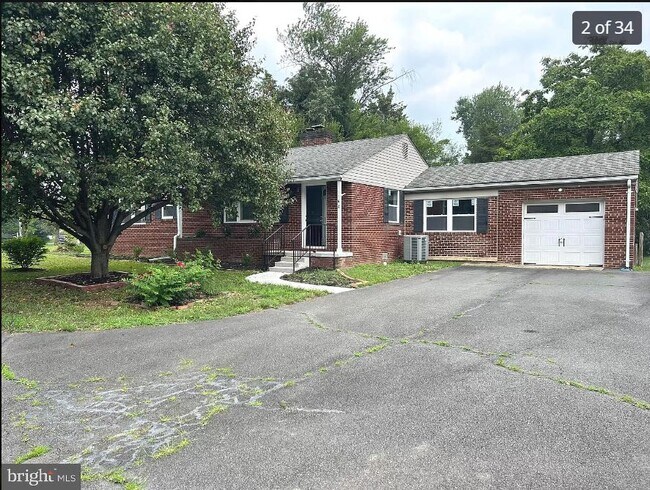 Photo - 1160 Sterling Rd