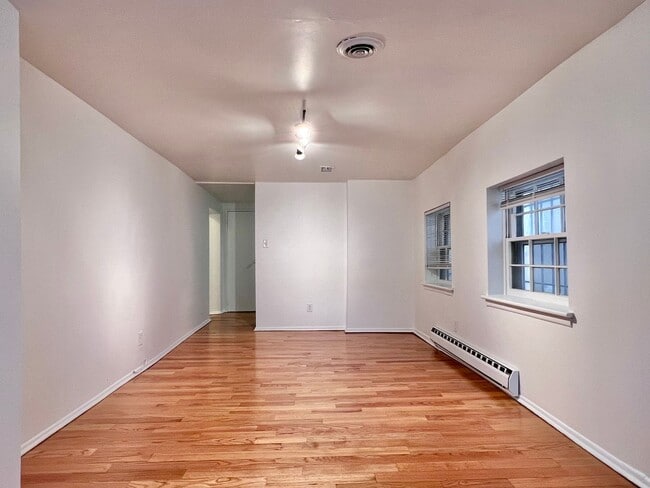 Photo - Spacious 1 BR w/ Private Entrance & Renova... Unit #B