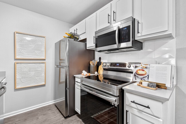 Building Photo - Albion at Murfreesboro Rental