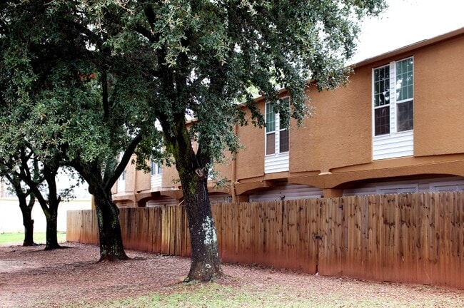 Photo - 127 Sunnydale St