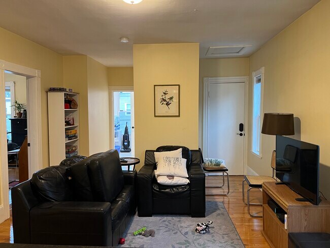 Photo - 44 Gorham St Unit 3M