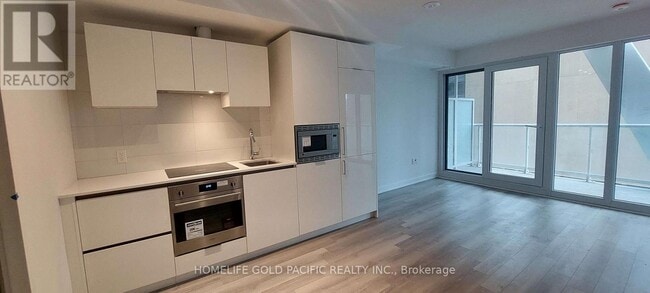 Photo - 230 Simcoe St Unit #1333