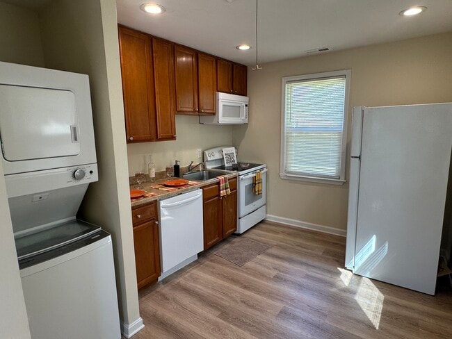 Photo - 74 Swan St