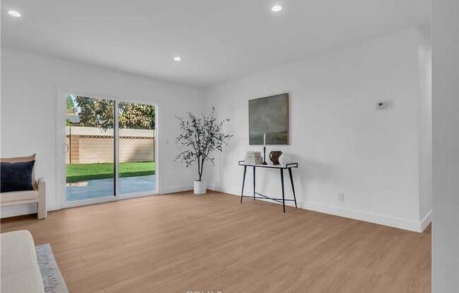 Photo - 13061 Tiller Ave