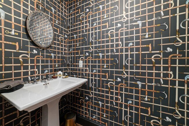 Photo - 2221 Welch St Unit 201