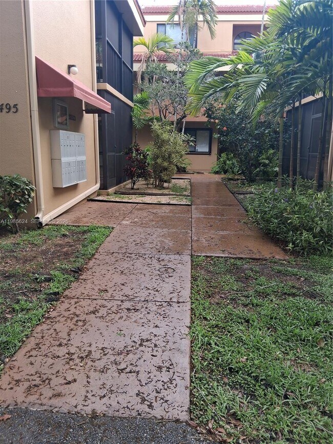 Photo - 15495 N Miami Lakeway Unit 207