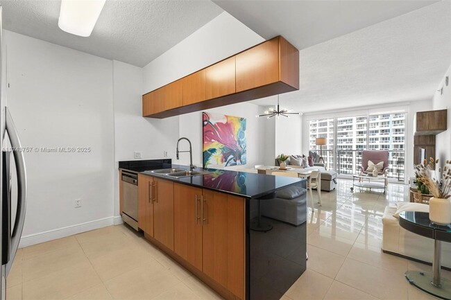 Photo - 1750 N Bayshore Dr Rental