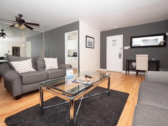 Photo - 5405 Fifth Avenue