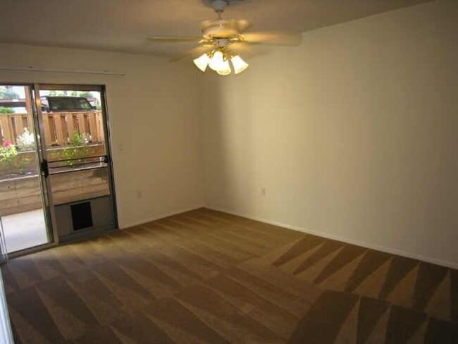 Building Photo - Nice 2 bedroom 2 bath in Mesa! Rental