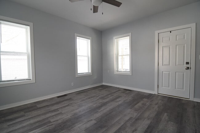 Photo - 5938 5th Ave Unit 5938