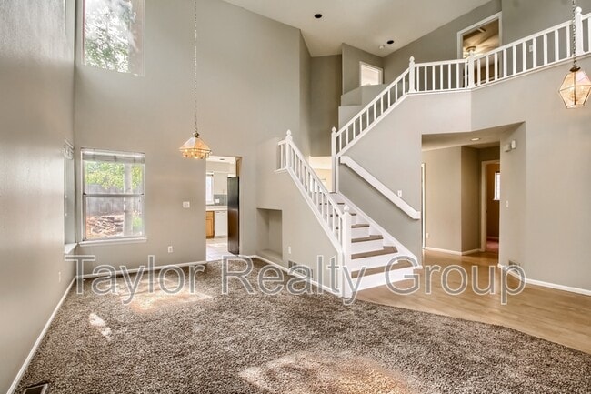 Photo - 13460 Vine St