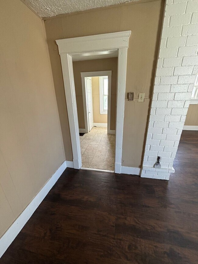 Photo - Section 8 welcome, 3 bedrooms 1 Bath. Spac...