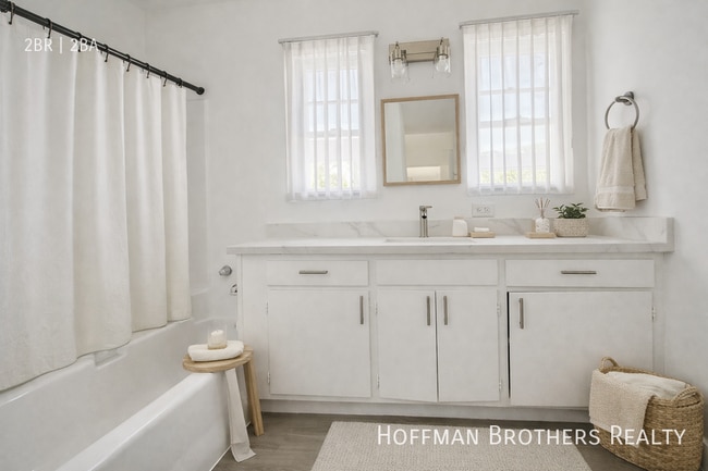 Photo - 5318 Radford Ave Unit 6