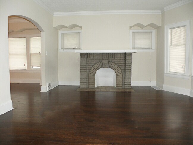 Photo - 3583 Chelton Rd Unit 2, Up