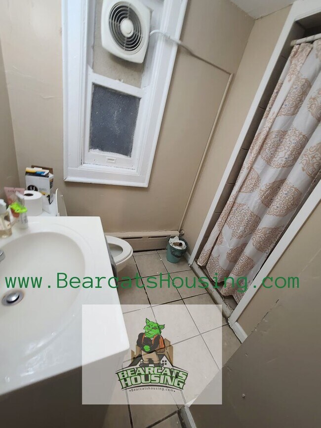 Photo - 109 Chestnut St Unit 1