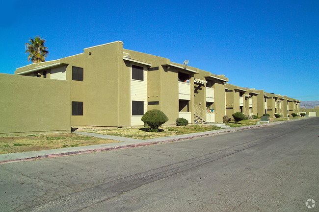 Eva Garcia Mendoza Plaza - Eva Garcia Mendoza Plaza Apartments