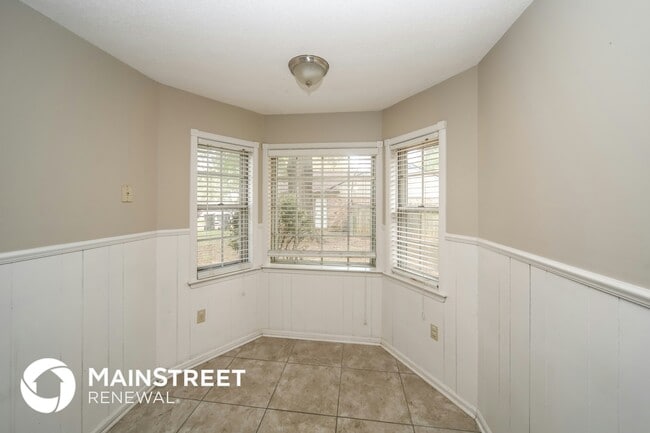 Photo - 3084 Kemper Dr
