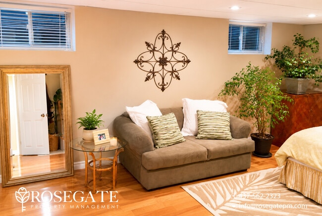 Building Photo - Pet-Friendly All-Inclusive 1-Bedroom Basement Apartment with Fireplace – Newmarket Unit 2