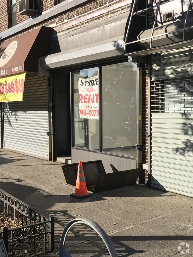 Photo - 1013 Avenue J