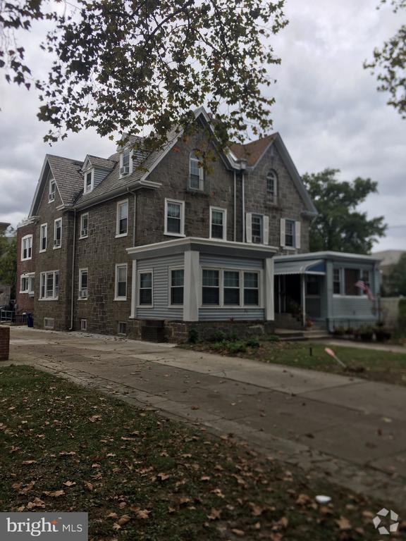 Building Photo - 2444 N 54th St Rental