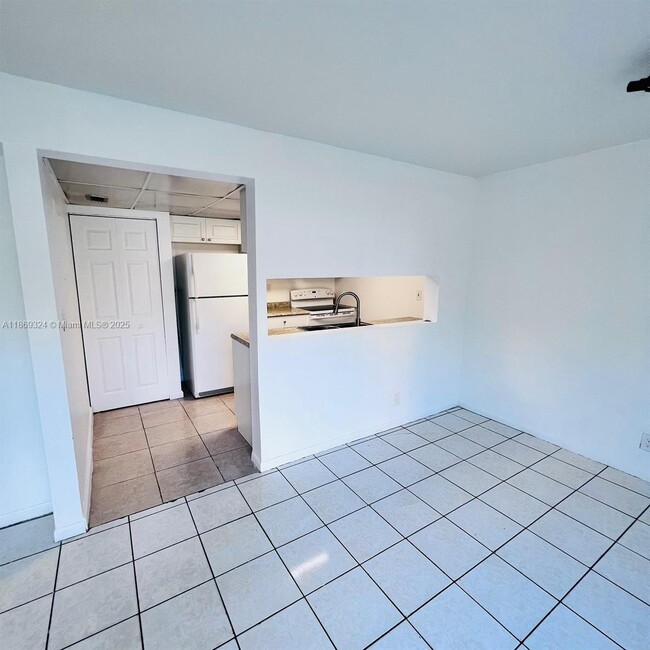 Building Photo - 5721 Blueberry Ct Unit 125 Rental