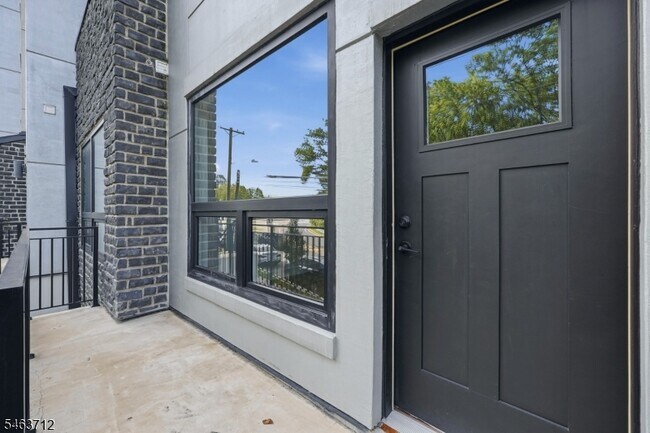 420 River Dr Unit 213