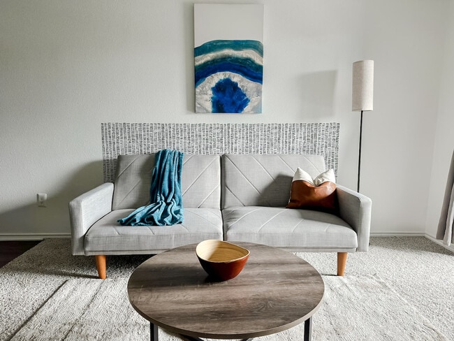 Building Photo - 1071 Clayton Ln Unit SI ID1256858P