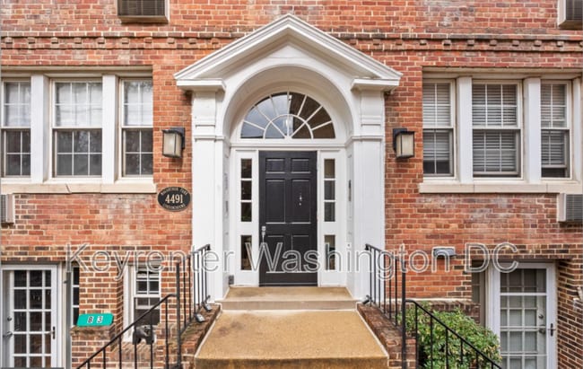 Photo - 4491 MacArthur Blvd NW Unit 303