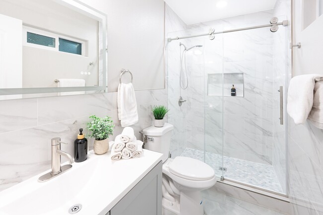 Photo - 2719 Mar Les Ln