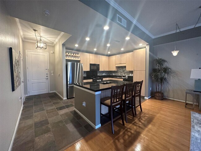 Photo - 3505 Sage Rd Unidad 1107