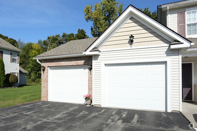 Photo - Bay Pines Apartments