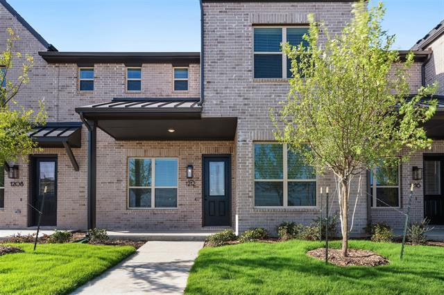 Photo - 1212 Eureka Spgs St Townhome