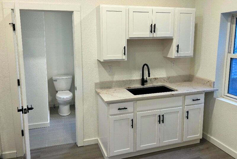 Photo - 309 Maple St