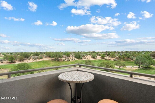 Building Photo - 15802 N 71st St Unit 551