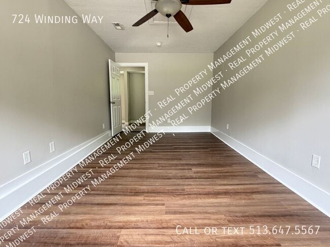 Photo - 724 Winding Way
