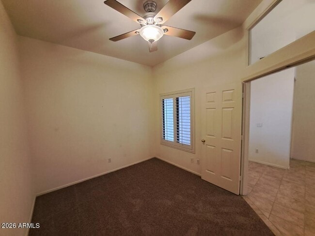 Photo - 320 W Cardinal Way