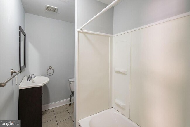 Photo - 1249 S 21st St Unit 1R